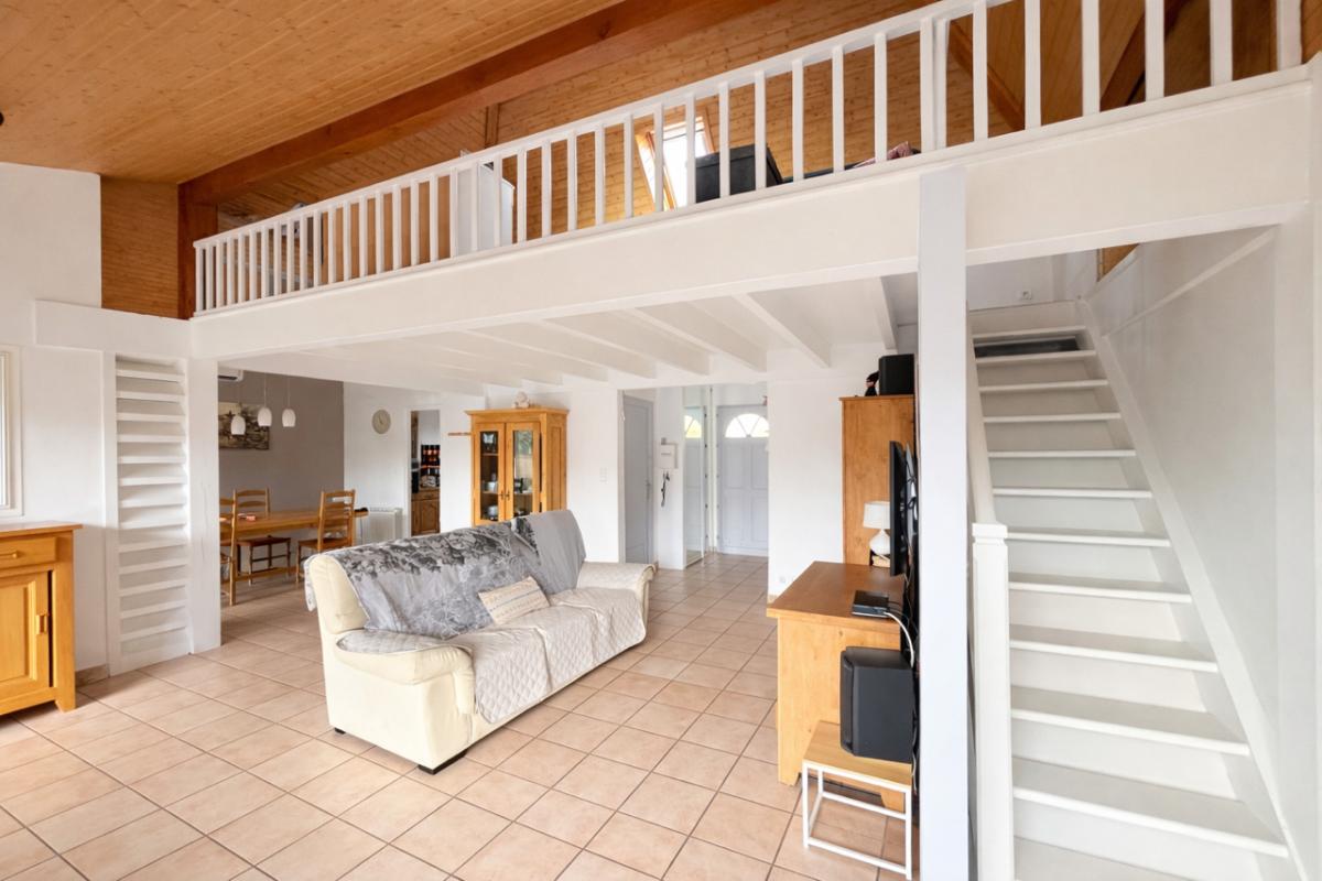 SALLES Maison 140m2 (dont véranda: 6m² et Studio 25m²) + garage et carport sur 1550m2 de terrain 7