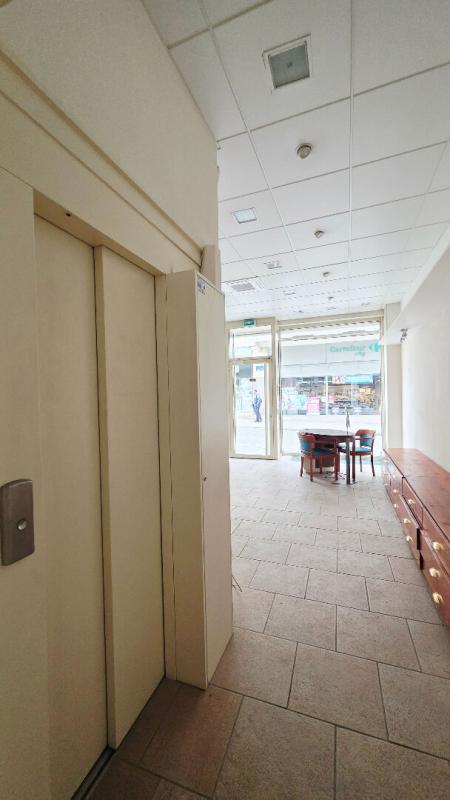 BOURGES BOURGES CENTRE MURS COMMERCIAUX 57M² 5