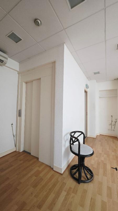 BOURGES BOURGES CENTRE MURS COMMERCIAUX 57M² 8