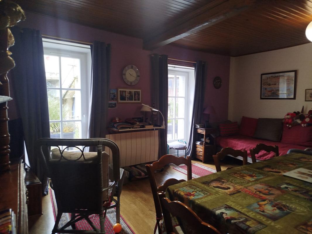 LANGOGNE Maison Langogne avec garage 9