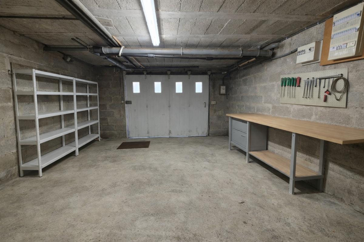 CLEGUER Maison de charme en pierres de 149 m2, Piscine chauffée, À 3 min de Plouay, 15 min de Lorient, Agglomération de Lorient, 25 min du littoral 16