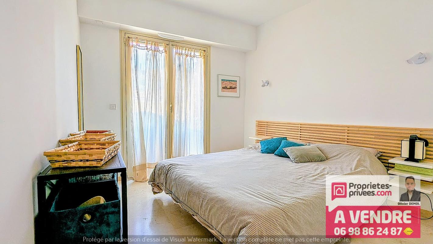 THEOULE-SUR-MER MAGNIFIQUE 2 PIECES DE 55 m² AVEC VASTE TERRASSE 10