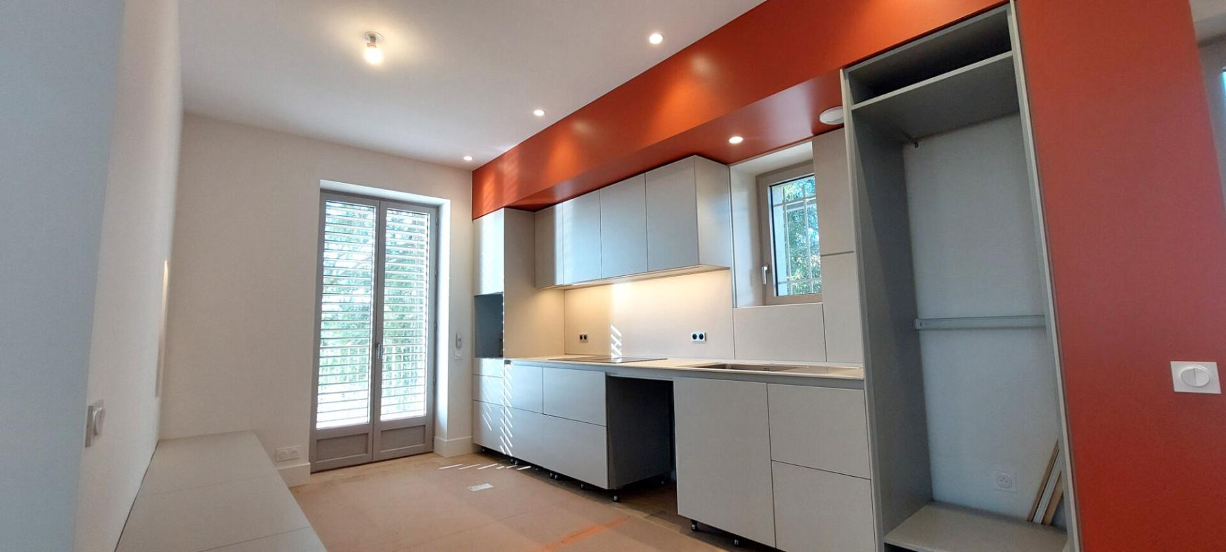 SAINT-CYR-AU-MONT-D'OR Propriété Saint Cyr Au Mont D Or 5 pièce(s) 126.94 m2 12