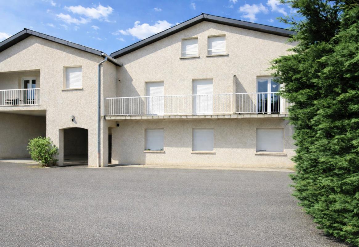 GENAS Appartement 2 pièces, 43 m², parking privatif 6