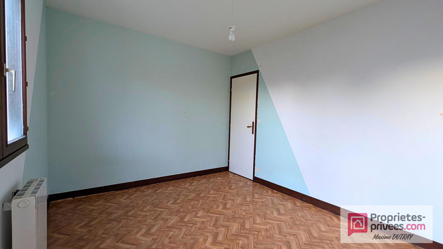 THORE-LA-ROCHETTE Maison 4 pièces 82m² 5