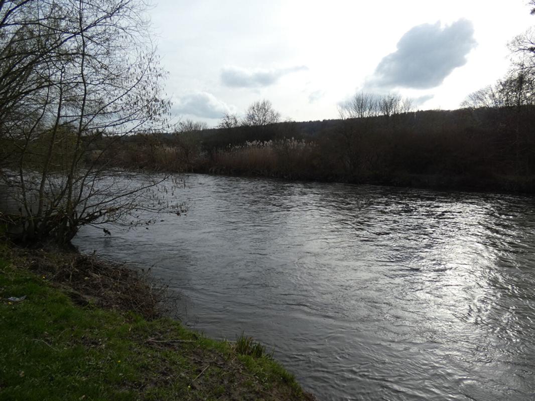 NEUILLY Terrain de loisirs 2 hectares 1