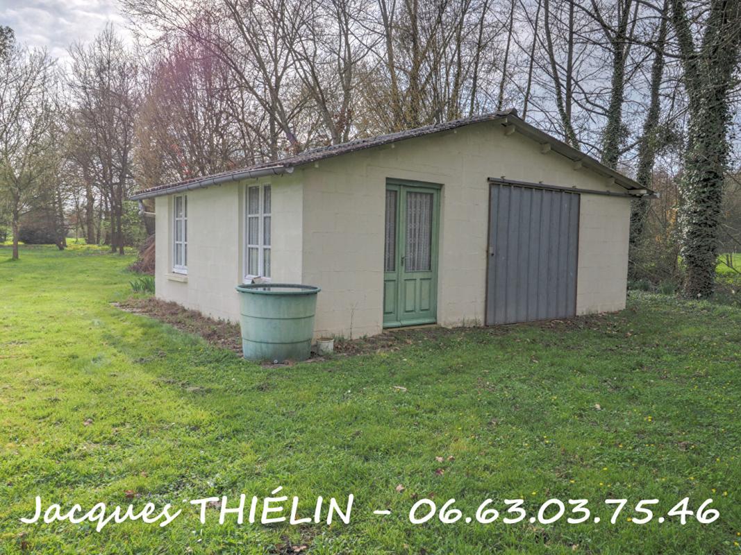 LONGUE-JUMELLES Au coeur de Longué-Jumelles volumes remarquables et parc arboré pour cette propriété d'exception 16