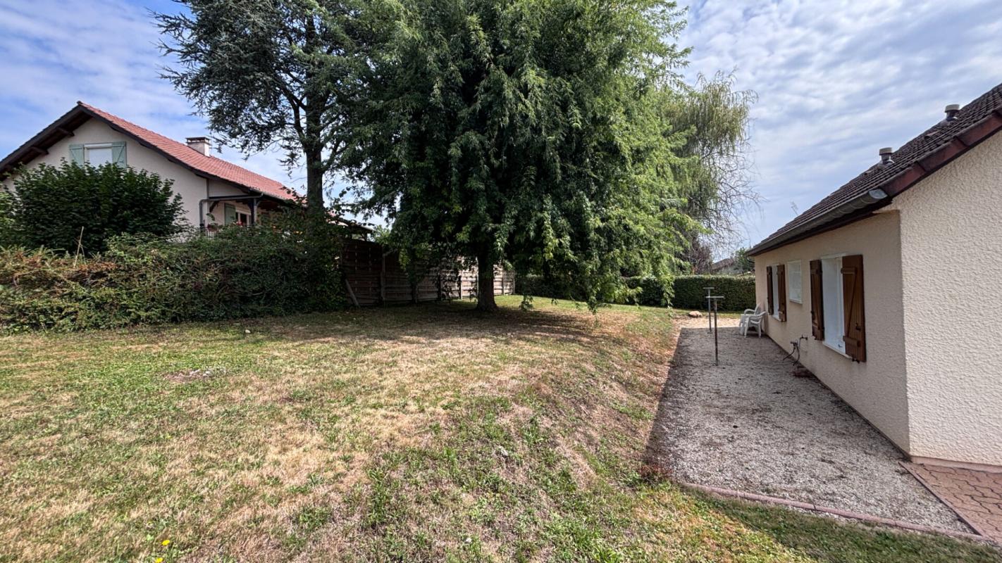 ROMENAY Maison Romenay 4 pièce(s) 74 m2 5