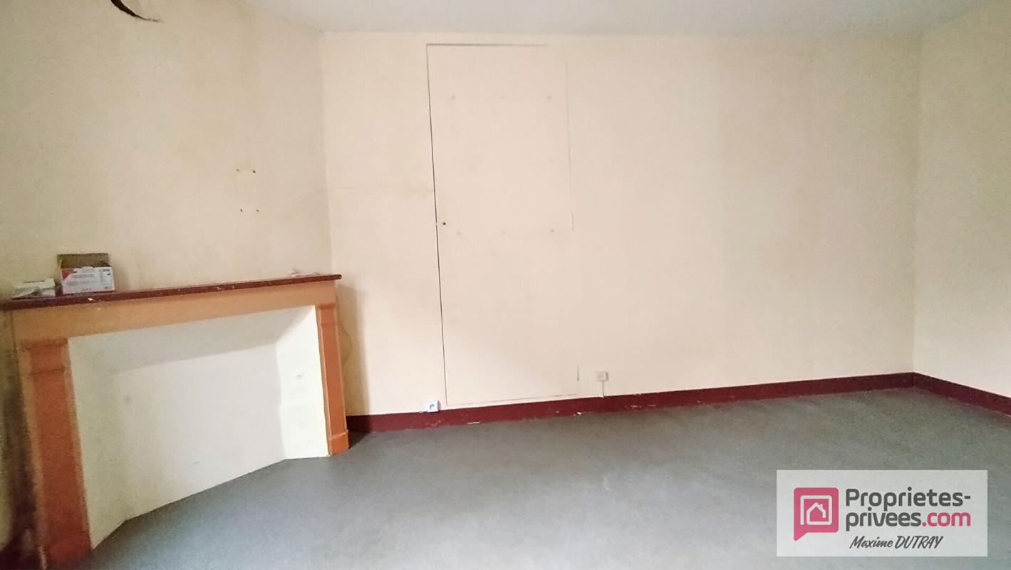 CHATEAU-RENAULT Ensemble immobilier 107m² 6