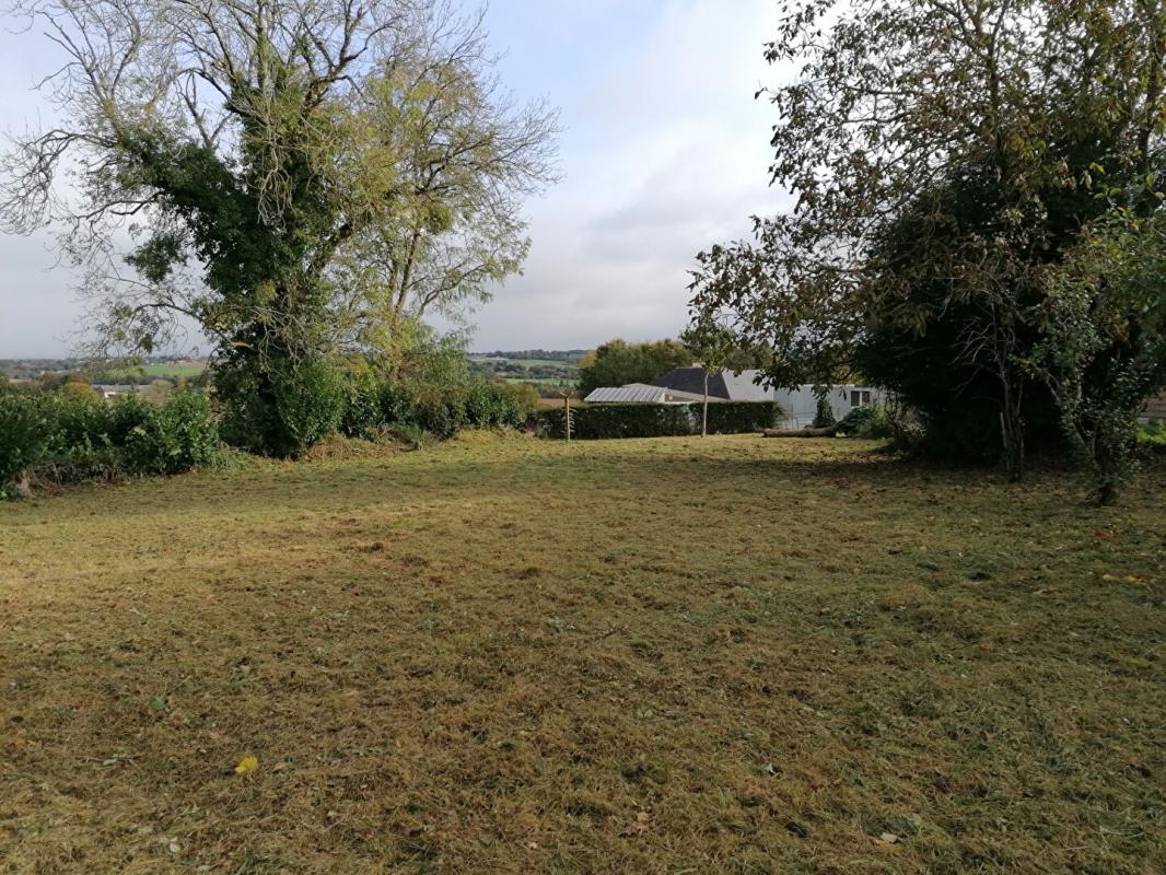 CARO Terrain constructible de 800 m² ? Centre de Caro 2