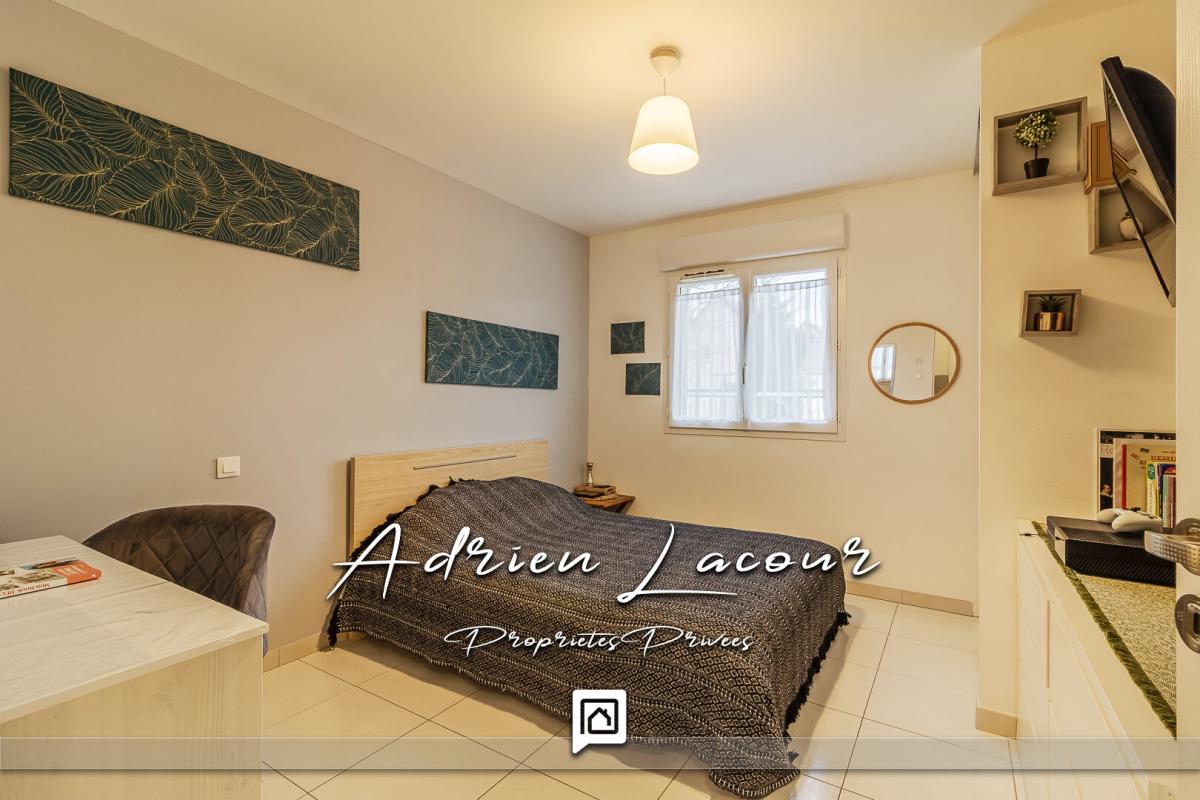 PRUNIERS-EN-SOLOGNE Maison Pruniers En Sologne 7 pièce(s) 144 m2 10