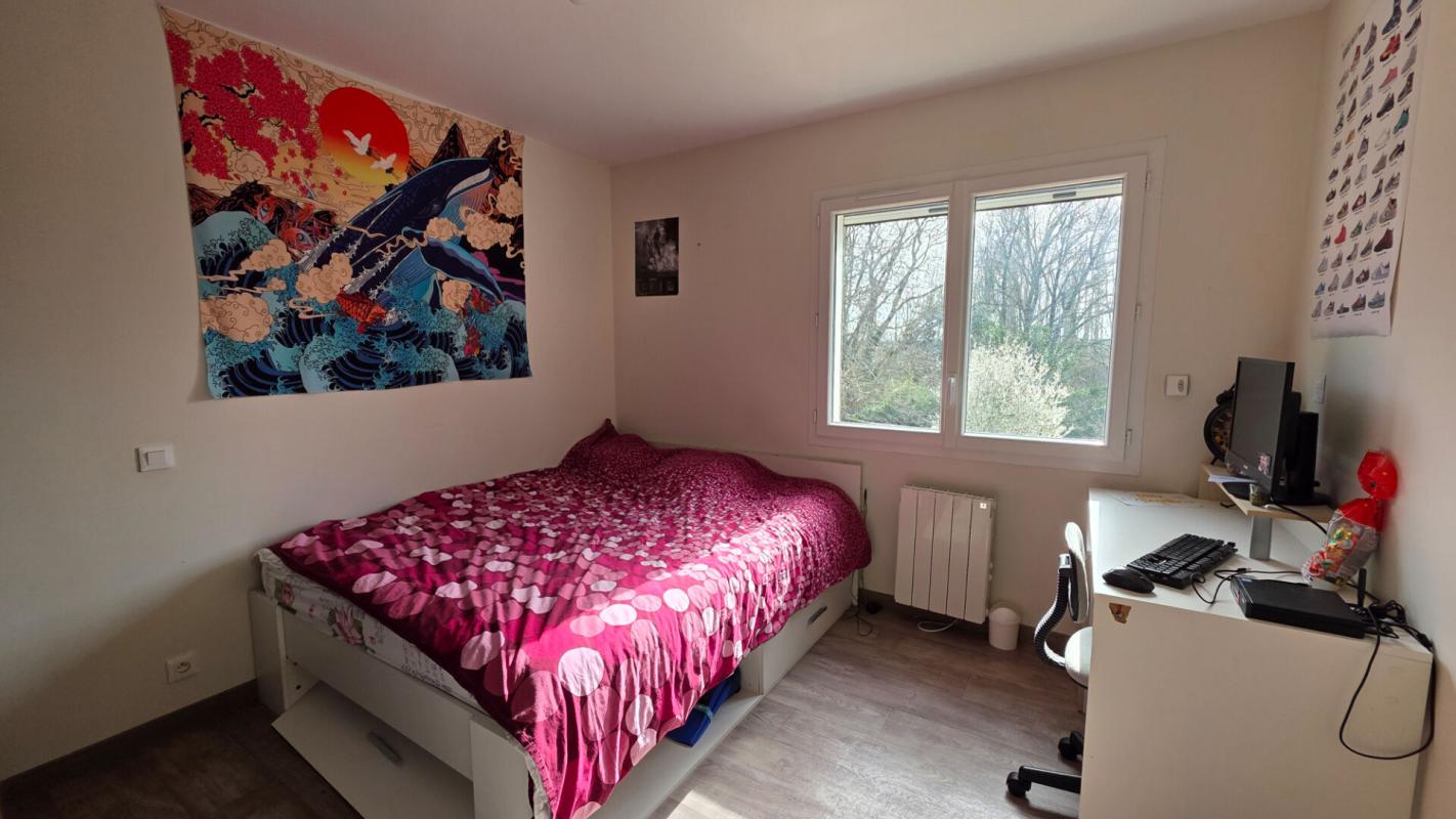 SOULAC-SUR-MER Maison 8 pièces de 160 m²  Terrain 1127 m²  Au calme, lisière de forêt 12