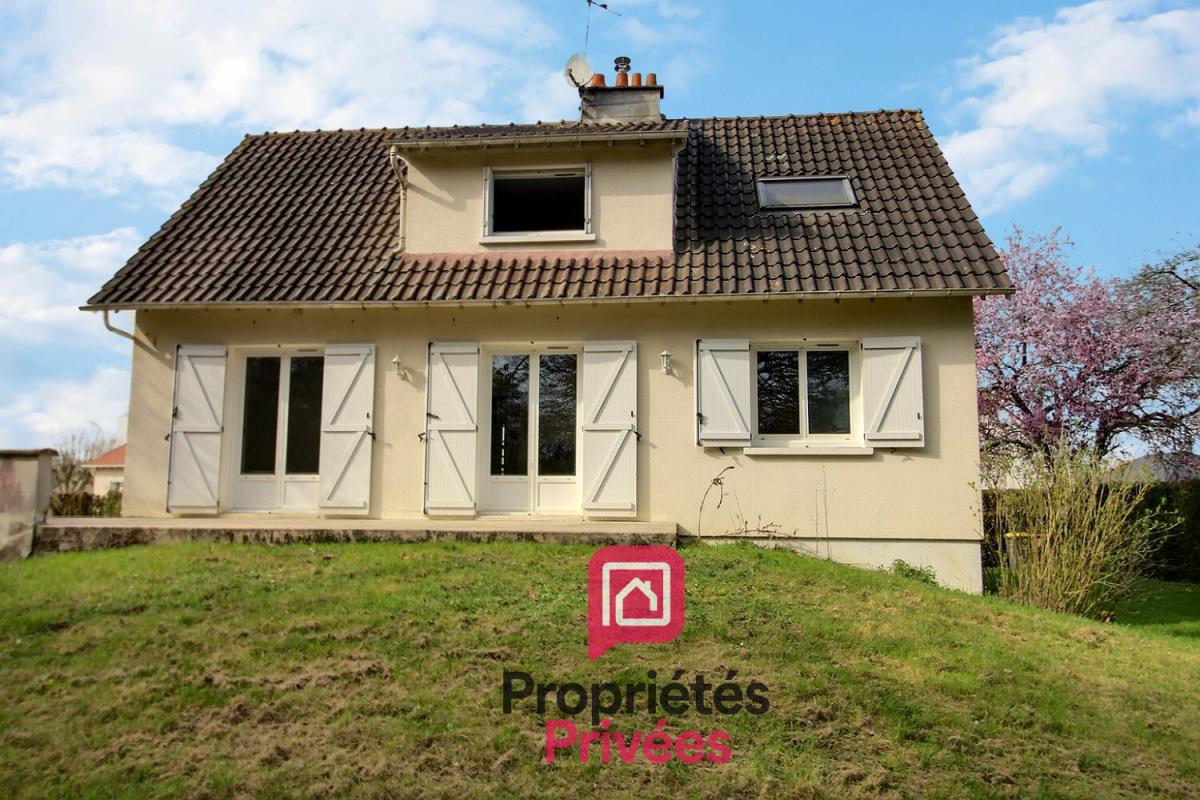 VILLEMANDEUR A VENDRE PAVILLON PROCHE VILLEMANDEUR et MONTARGIS - 1h de PARIS Gare de BERCY - MAISON 6 PIECES 110 m2 + SOUS-SOL TOTAL, TERRAIN 907 m2 15