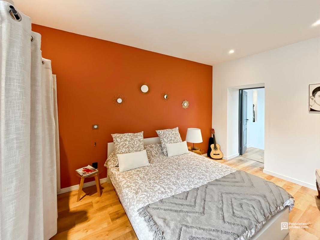 CAMBES Prestations haut de gamme pour cette demeure en pierre à Cambes 13