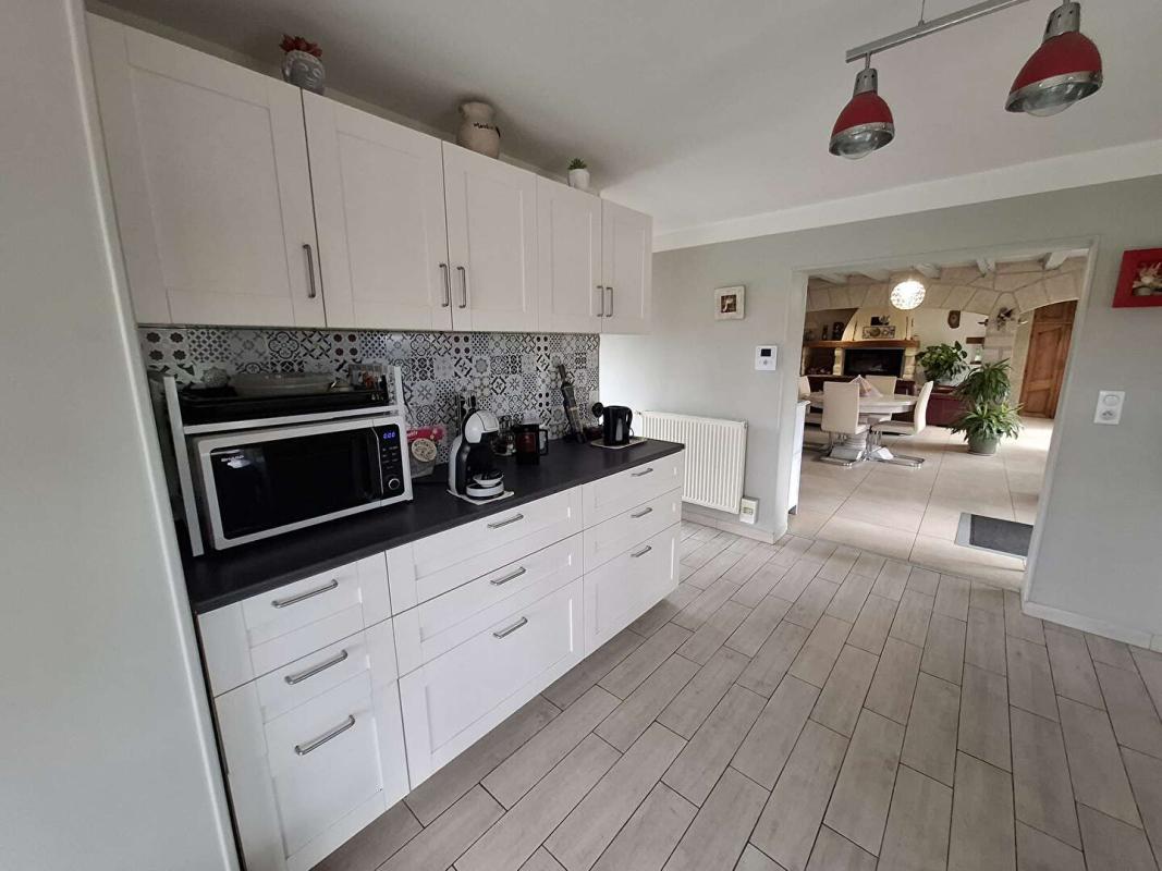 L'AIGLE Maison habitable de suite proche L'Aigle 8 pièce(s) 147 m2 2