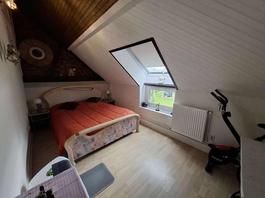 L'AIGLE Maison habitable de suite proche L'Aigle 8 pièce(s) 147 m2 8