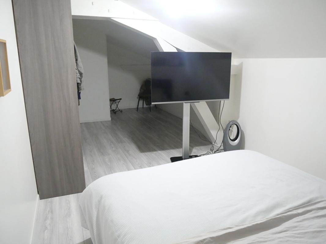 SAINT-ROMAIN-EN-JAREZ Ancien Corps De Ferme  SAINT -ROMAIN- EN- JAREZ 10