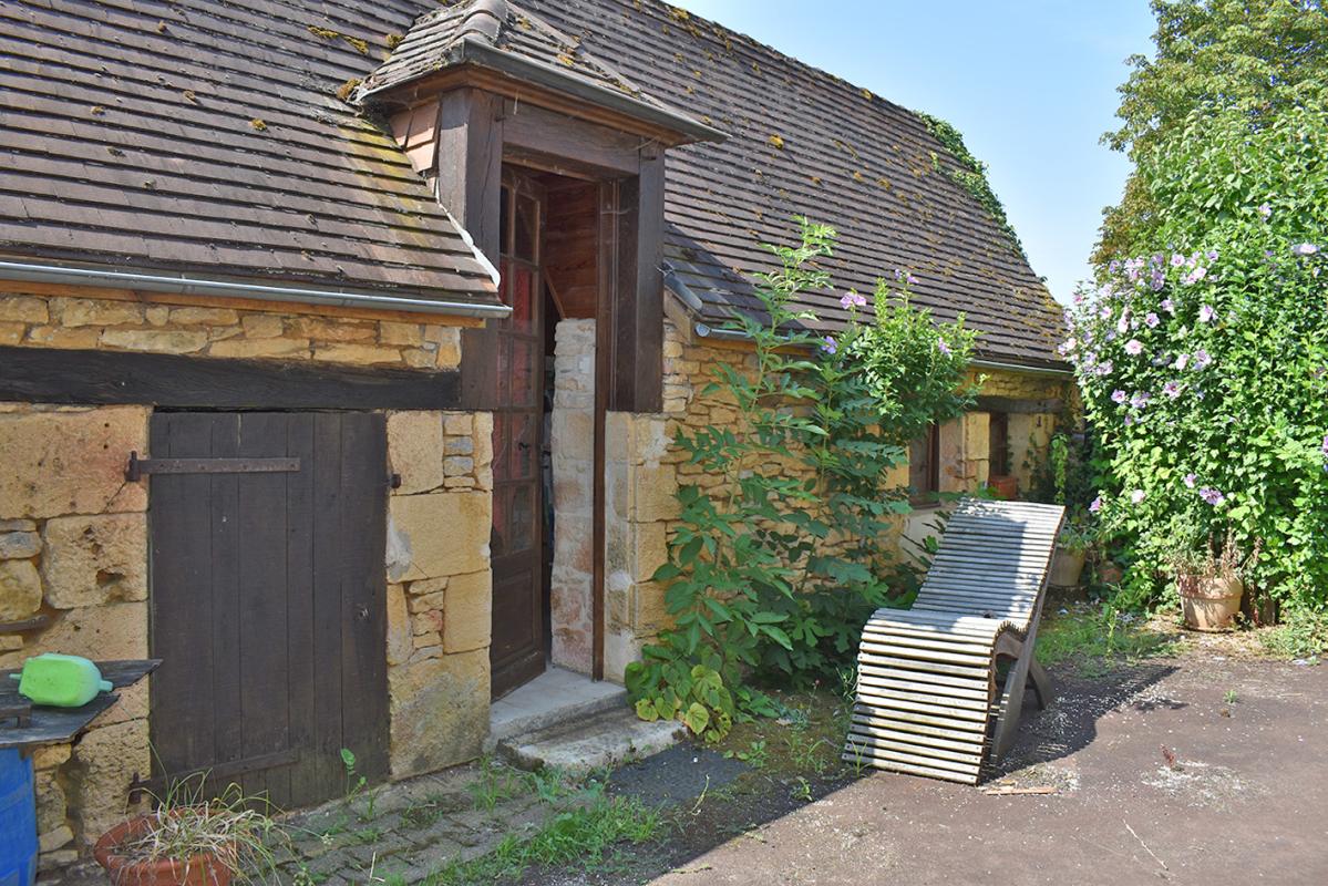 SAINT-GENIES Propriété Saint Genies 10 pièce(s) 187 m2 16