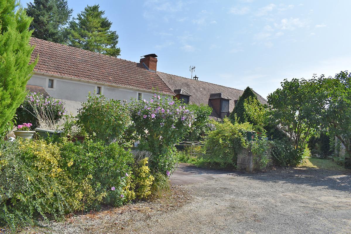 SAINT-GENIES Propriété Saint Genies 10 pièce(s) 187 m2 17