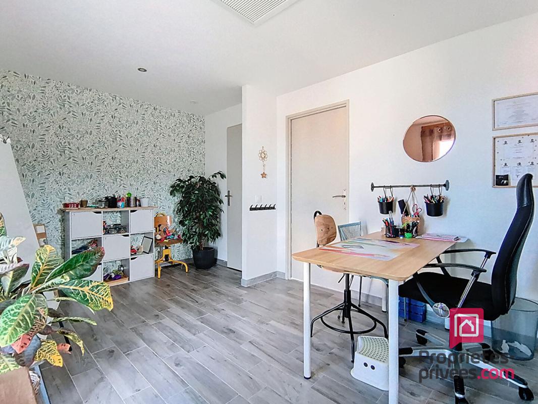 SAINT-MAXIMIN-LA-SAINTE-BAUME Villa contemporaine, 6 pièces 156 m2 14