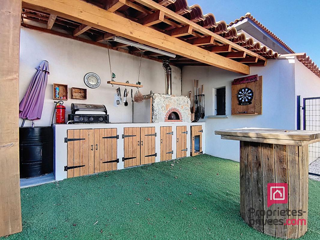 SAINT-MAXIMIN-LA-SAINTE-BAUME Villa contemporaine, 6 pièces 156 m2 3