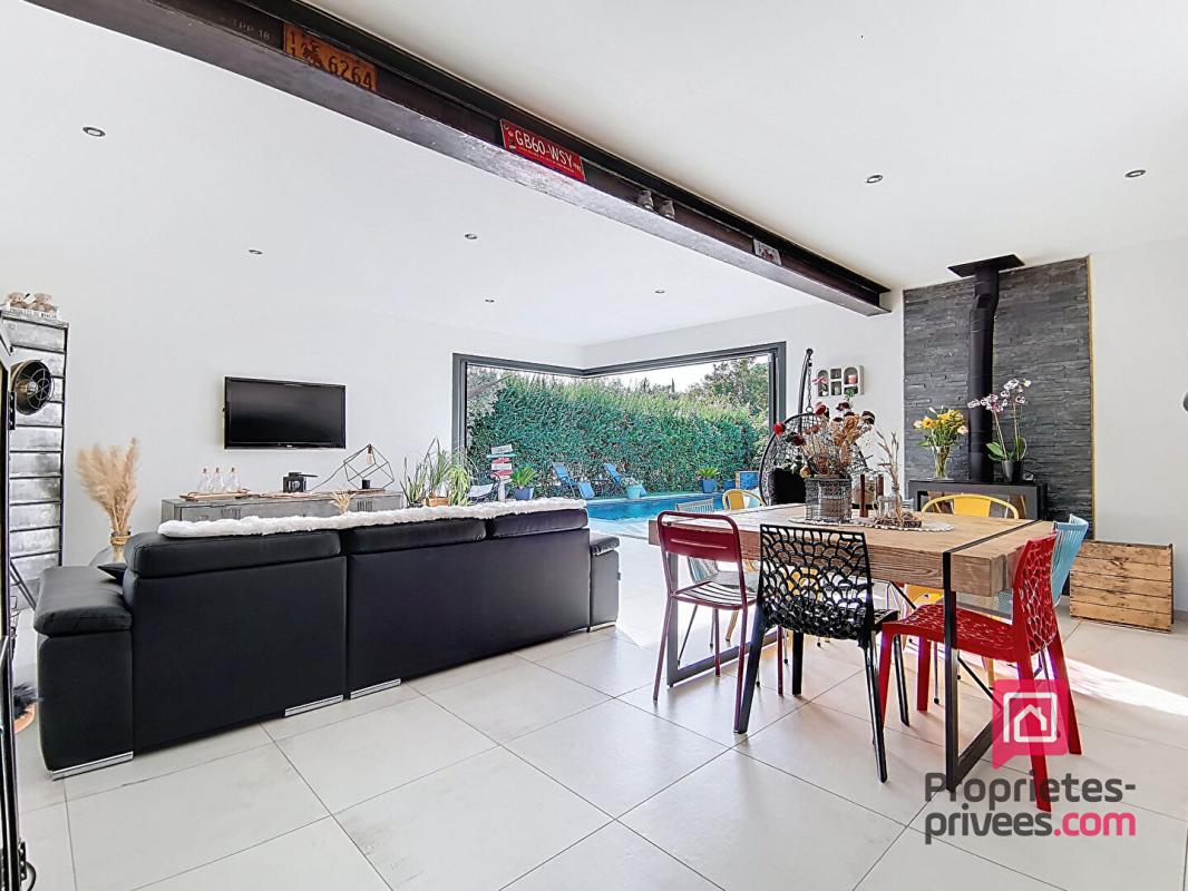 SAINT-MAXIMIN-LA-SAINTE-BAUME Villa contemporaine, 6 pièces 156 m2 4