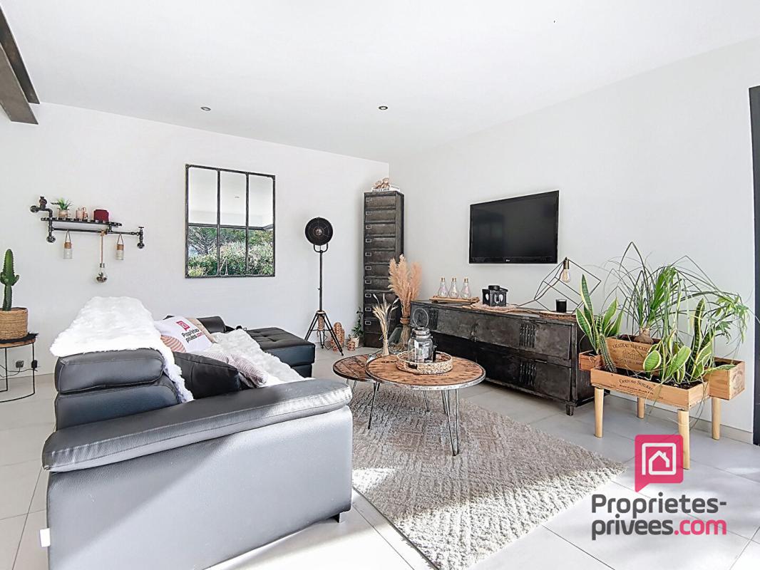 SAINT-MAXIMIN-LA-SAINTE-BAUME Villa contemporaine, 6 pièces 156 m2 7