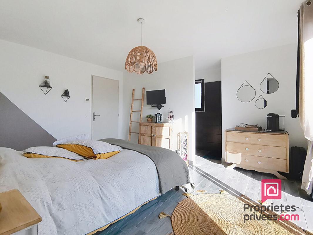 SAINT-MAXIMIN-LA-SAINTE-BAUME Villa contemporaine, 6 pièces 156 m2 16