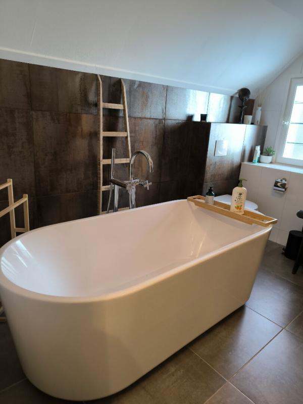 SAINT-BENIN-DES-BOIS Saint Benin Des Bois Splendide maison 7 pièce(s) 194 m2 12