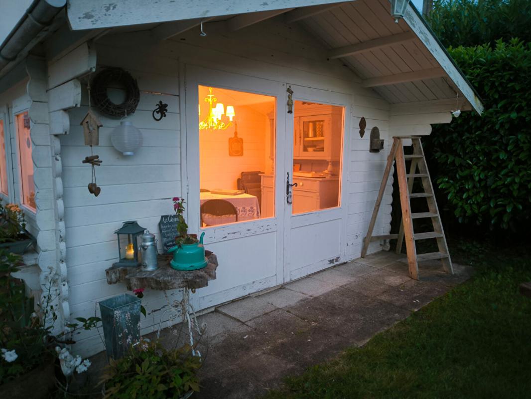 SAINT-BENIN-DES-BOIS Saint Benin Des Bois Splendide maison 7 pièce(s) 194 m2 15