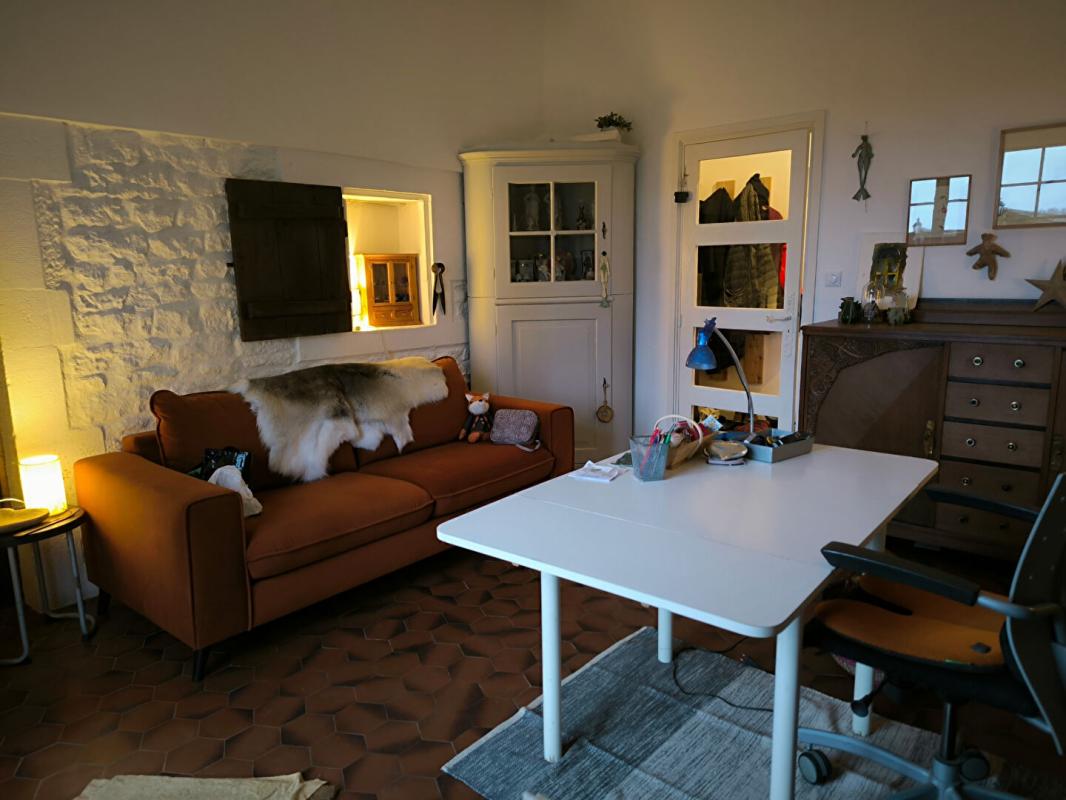 SAINT-BENIN-DES-BOIS Saint Benin Des Bois Splendide maison 7 pièce(s) 194 m2 7