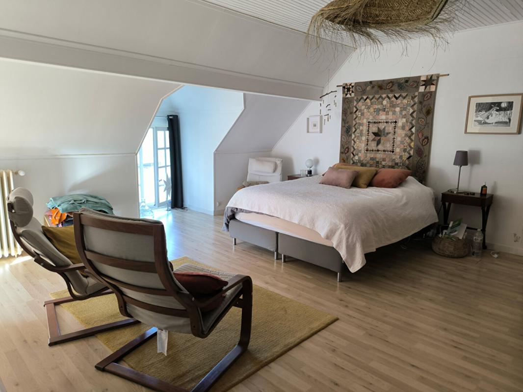 SAINT-BENIN-DES-BOIS Saint Benin Des Bois Splendide maison 7 pièce(s) 194 m2 9