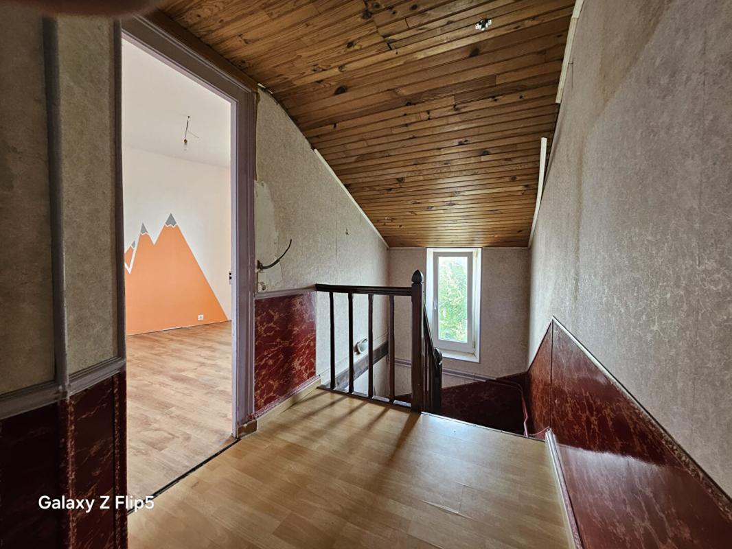PONTFAVERGER-MORONVILLIERS Maison Pontfaverger Moronvilliers 4 pièce(s) 109 m2 7
