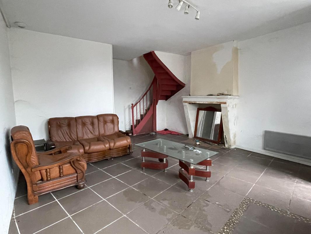 CAMBES Maison en pierre vue sur la Garonne - Fort potentiel - Cambes 6