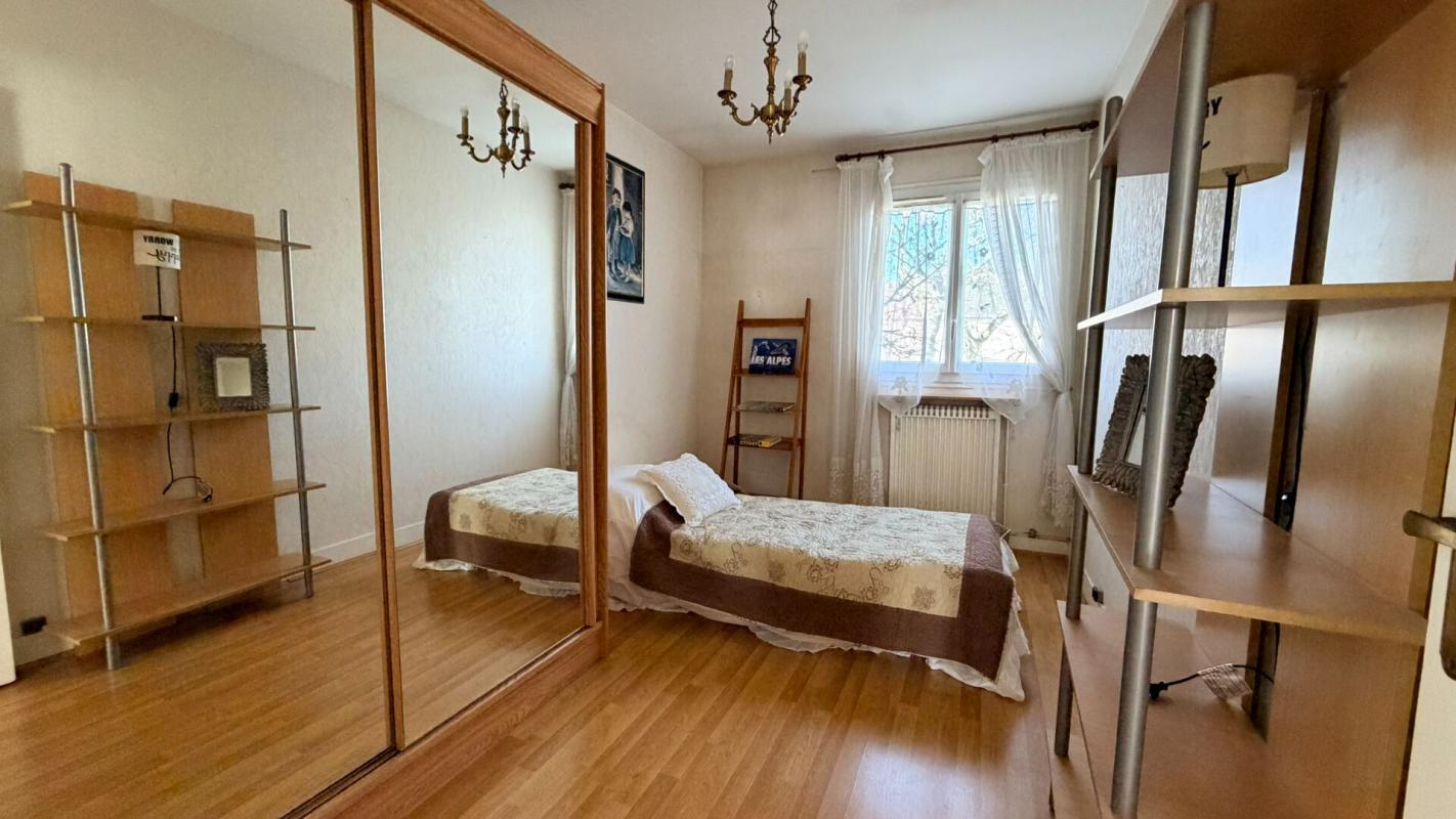 TAVERNY Maison familiale  5 pièces  86 m² , située à Taverny, Quartier Mermoz - Les Ecouardes 9