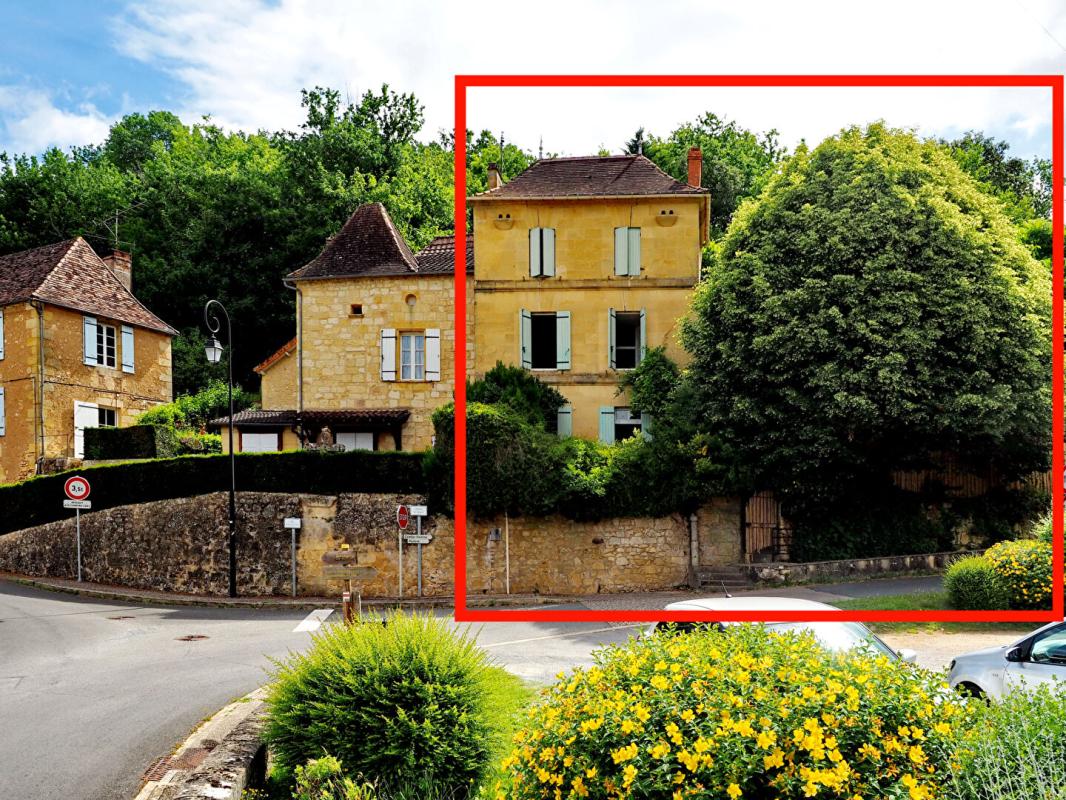 COUZE-ET-SAINT-FRONT Ancien presbytère 6 chambres 140 m2 terrain 2338 m2 16