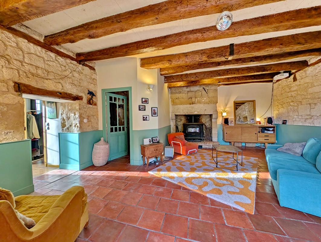 COUZE-ET-SAINT-FRONT Ancien presbytère 6 chambres 140 m2 terrain 2338 m2 6