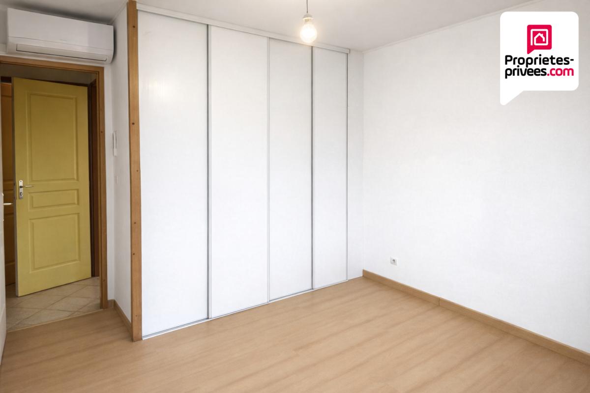 YVRE-L'EVEQUE Maison Indépendante de plain-pied, Yvré L'Évêque 96 m2 9