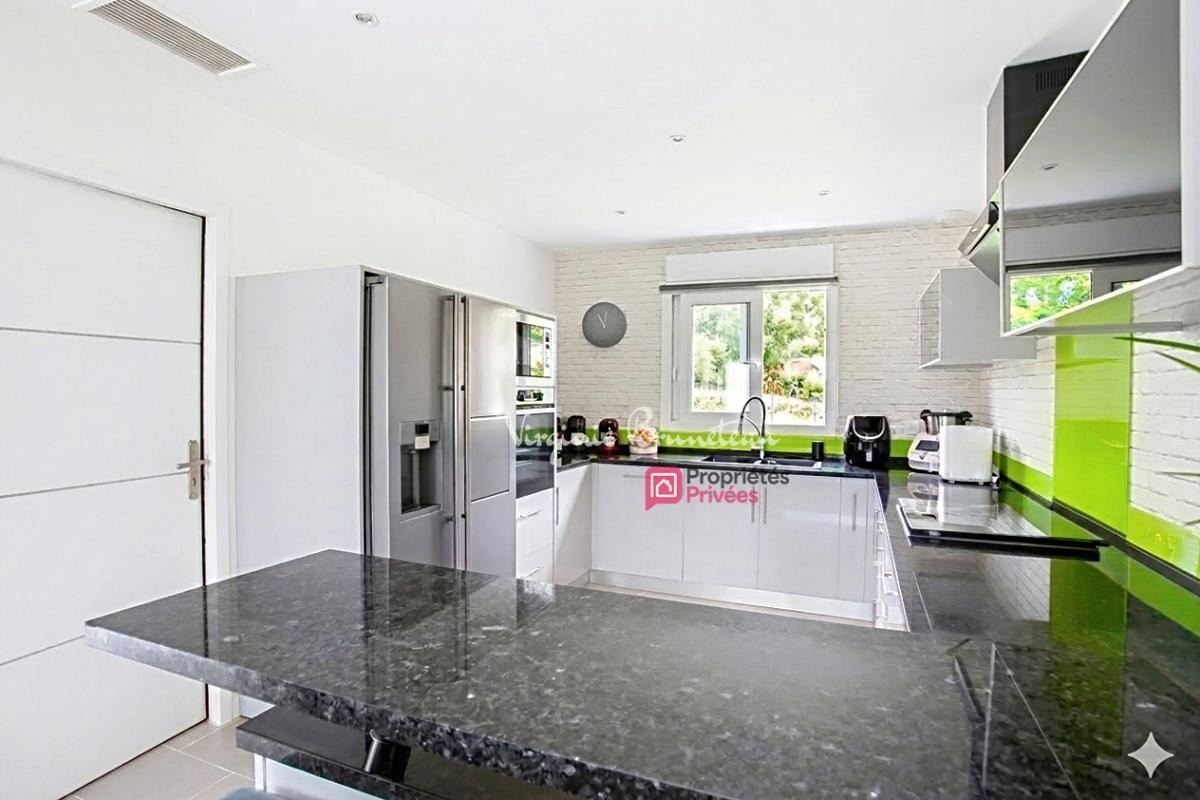 SAINT-SAUVEUR Maison contemporaine d'exception - 7 pièces - Vue vignes 3