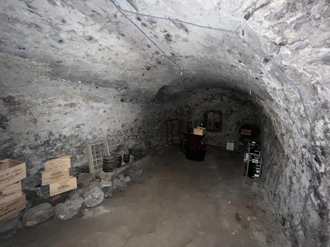 BLANZAT Maison avec jardin 11