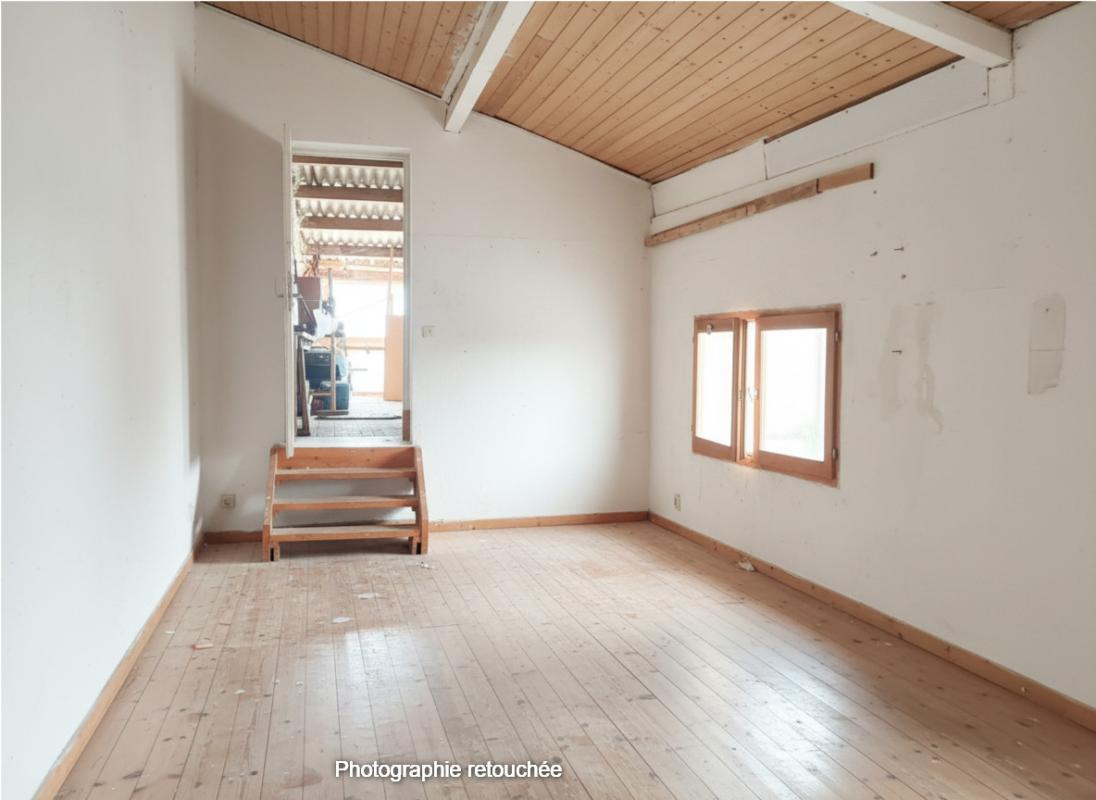 SAINT-ETIENNE-DE-SAINT-GEOIRS Maison Saint Etienne De Saint Geoirs 4 pièce(s) 129,69. m2 8