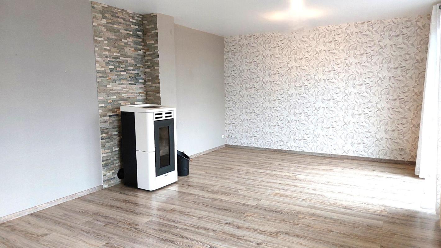 POLAINCOURT-ET-CLAIREFONTAINE Maison Polaincourt Et Clairefont 6 pièce(s) jardin 4