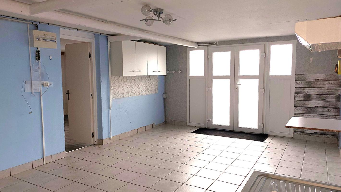 POLAINCOURT-ET-CLAIREFONTAINE Maison Polaincourt Et Clairefont 6 pièce(s) jardin 8