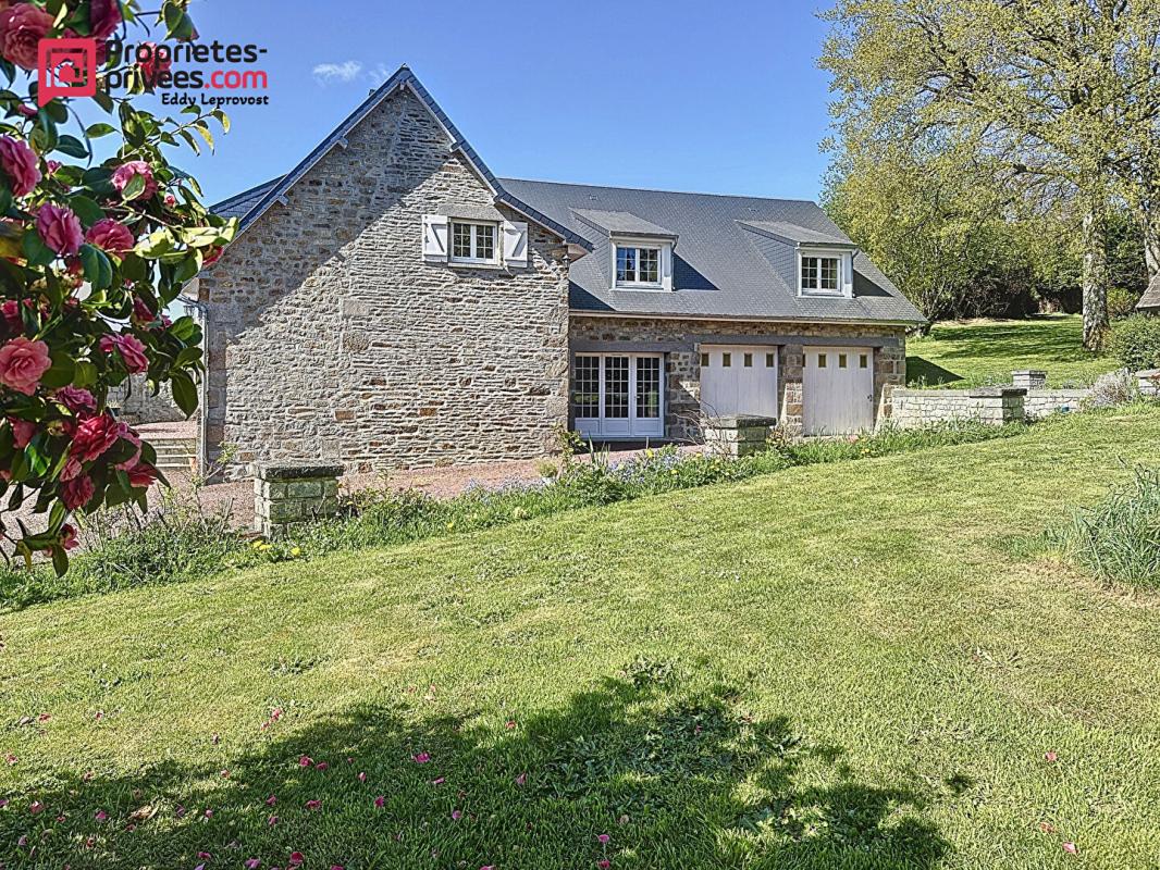 PERRIERS-EN-BEAUFICEL Splendide propriété de 197m² 3