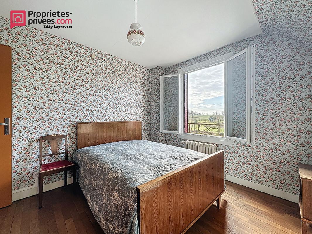 BARENTON Maison Barenton 6 pièce(s) 108 m2 6