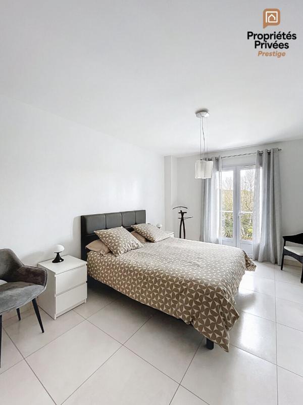 SAINT-MAXIMIN-LA-SAINTE-BAUME ÉLÉGANTE VILLA 260 m² avec piscine, jacuzzi terrain 5 000 m² Saint-Maximin 83470 15