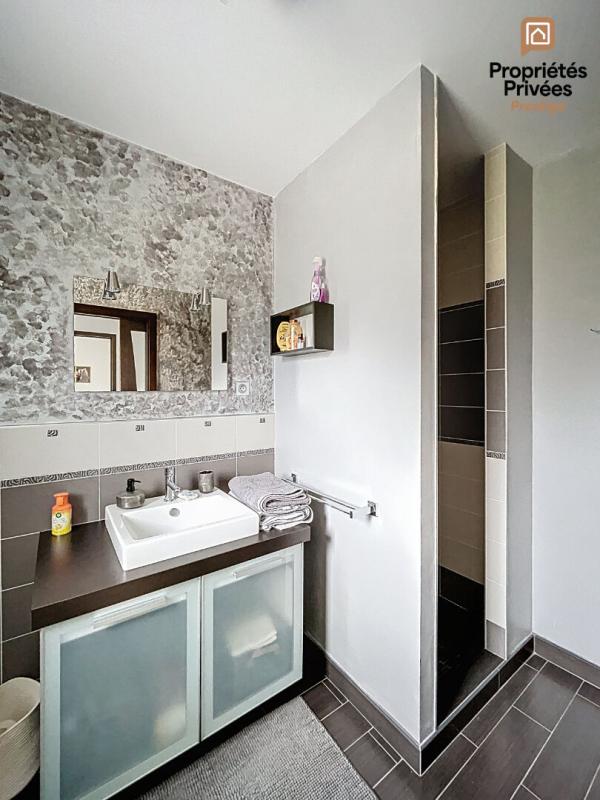 SAINT-MAXIMIN-LA-SAINTE-BAUME ÉLÉGANTE VILLA 260 m² avec piscine, jacuzzi terrain 5 000 m² Saint-Maximin 83470 16