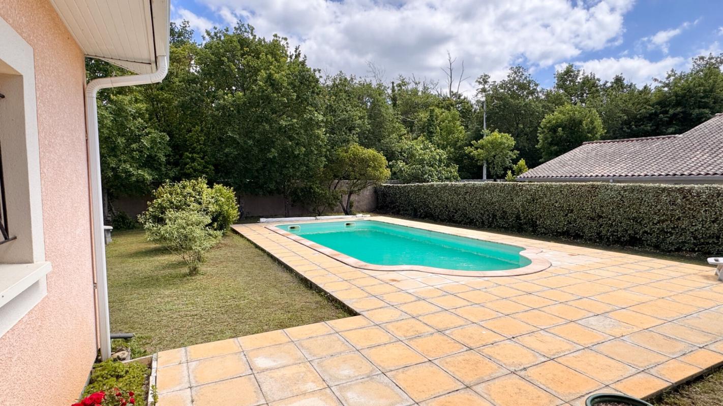 LEGE-CAP-FERRET Grande Villa 155 m² p-pied avec piscine sur plus de 1300 m² 15
