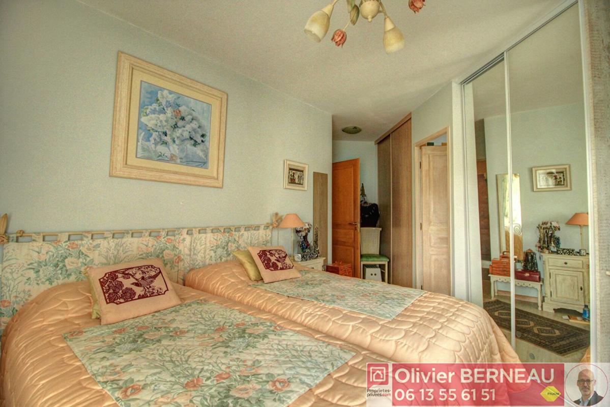 ARCANGUES Villa d'architecte à Arcangues 6 pièce(s) 163 m2 - Piscine + SPA 16