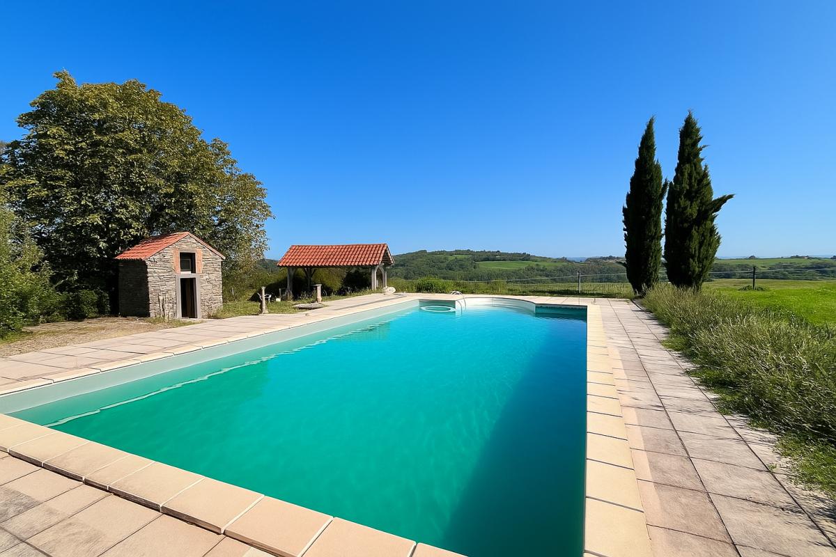 CARMAUX Ancien corps de ferme rénové, 240 m2 15